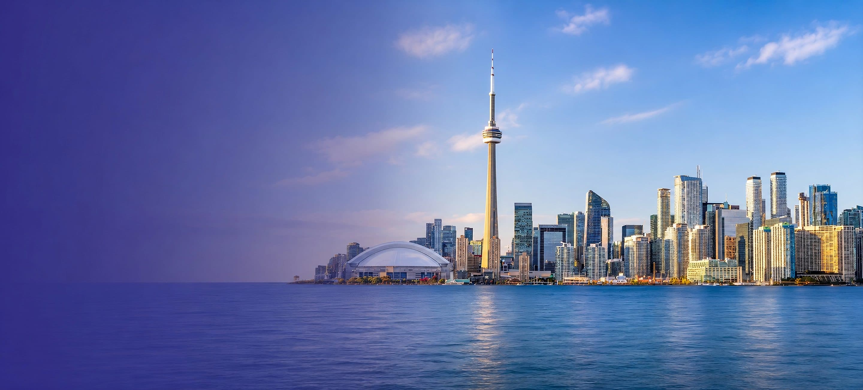 加拿大本科:多伦多天际线与 CN Tower